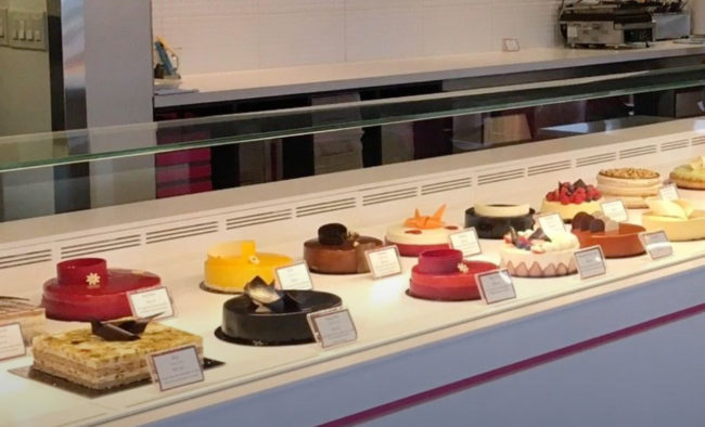 importance-d-une-vitrine-performante-et-esthetique-ocf-vitrine-refrigeree